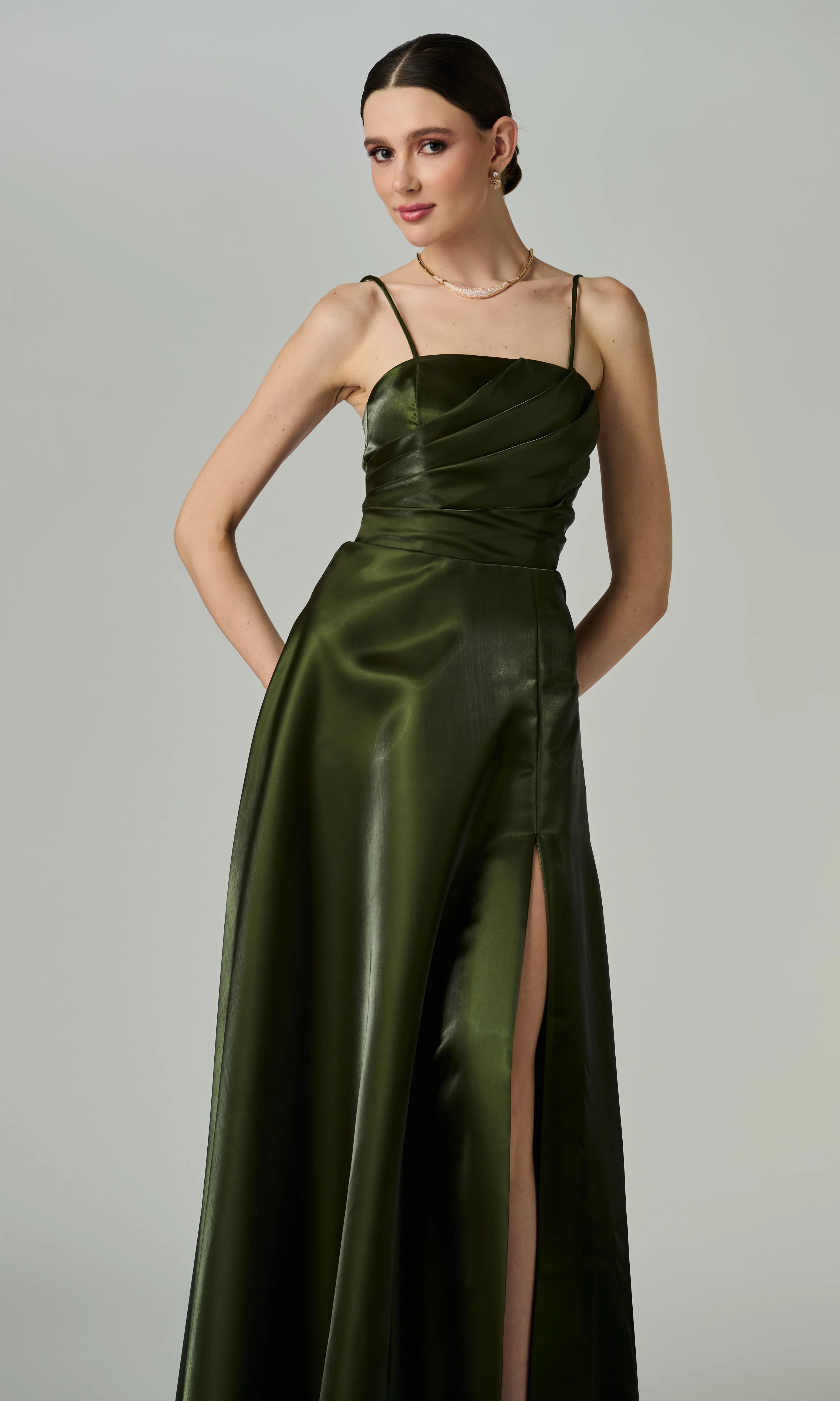 Vestido Aurora Verde Oliva